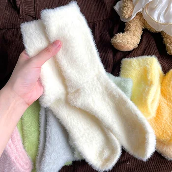 Норковые флисовые носки для женщин, осень и зима, утепленные, коралловый бархат, плюшевые носки для сна, Пушистые носки для сна