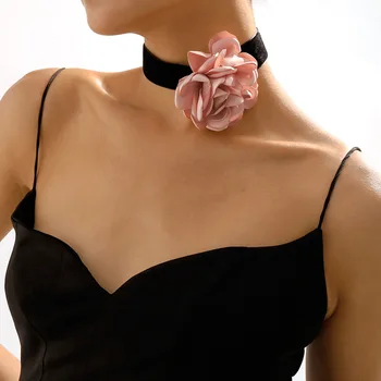 Модное геометрическое ожерелье Элегантный и романтический Темперамент, колье из розовой флокированной ткани