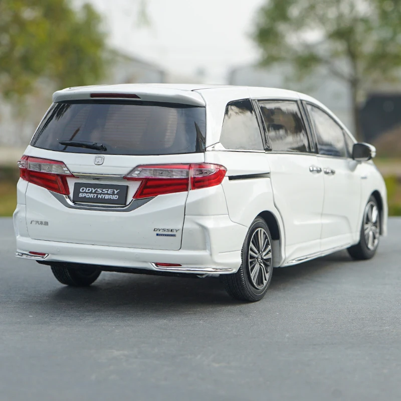Литье под давлением в масштабе 1:18 GAC Honda Odyssey Hybrid Edition 2019 Коллекция Моделей Автомобилей Из сплава Сувенирные Украшения Дисплей Игрушки Для транспортных средств